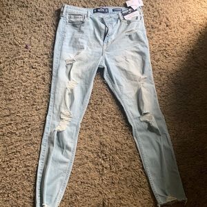 Hollister high rise skinny jean NWT